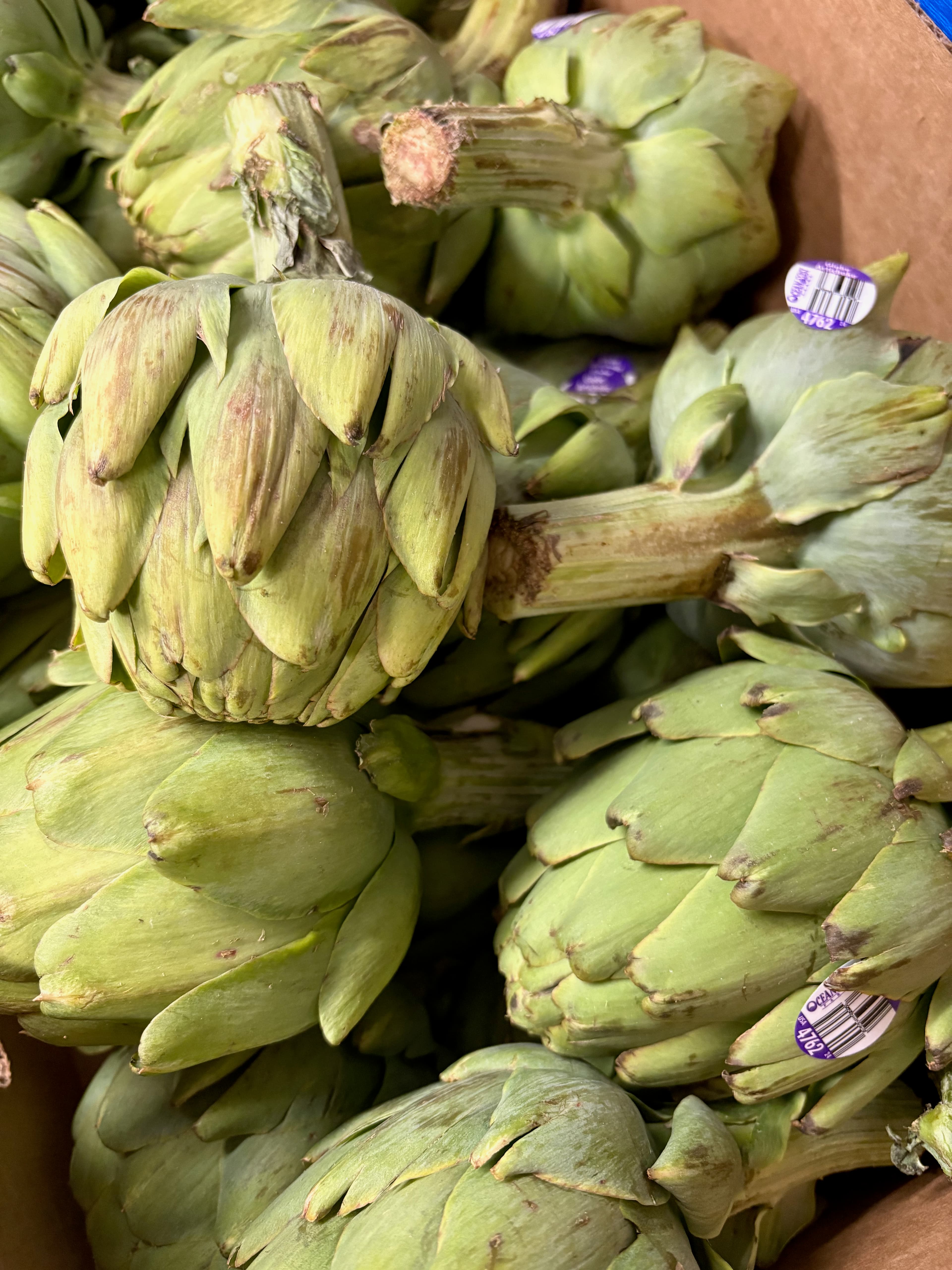 Fresh produce at Elliniki Agora